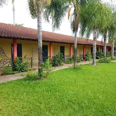 Hotel E Pousada Recanto Do Rio Pardo São José do Rio Pardo Quarto foto