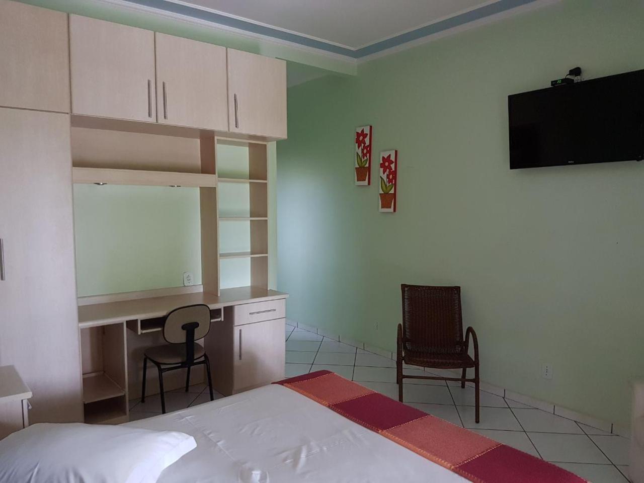 Hotel E Pousada Recanto Do Rio Pardo São José do Rio Pardo Quarto foto