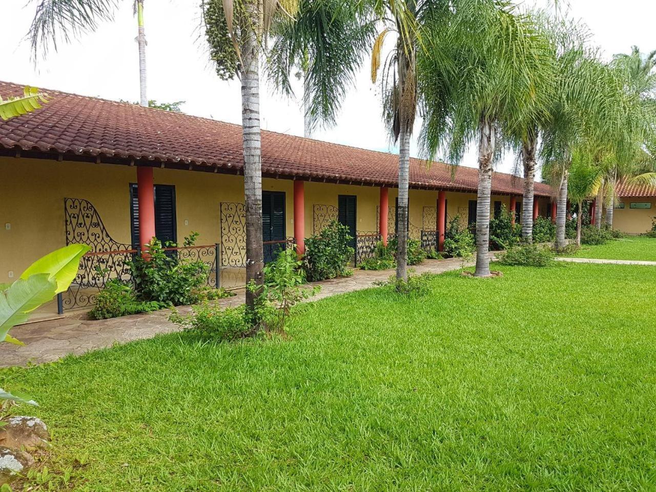 Hotel E Pousada Recanto Do Rio Pardo São José do Rio Pardo Quarto foto